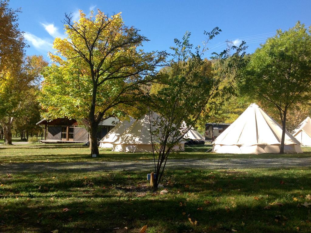 Camping New Rabioux Chateauroux-les-Alpes Exterior foto
